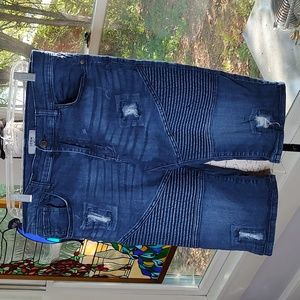 Denim Gold Bermuda Shorts Factory Distressing SZ: 12